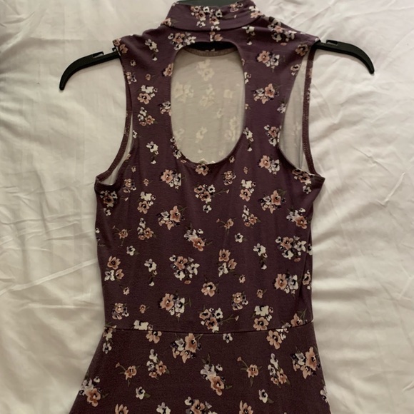 Dresses/ rompers - Picture 2 of 4